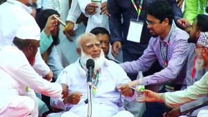 বক্তব্য দেওয়ার সময় মঞ্চে অসুস্থ হয়ে পড়ে গেলেন জামায়াত আমির